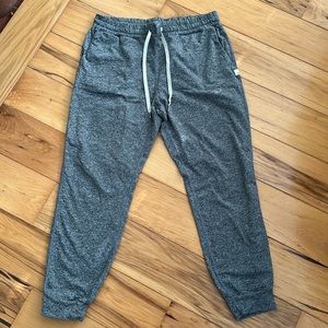 Vuori performance joggers